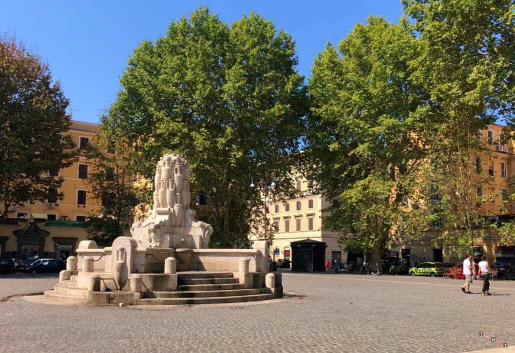 Lovely Apartment In Testaccio, Рим Екстериор снимка